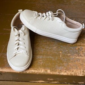 Women’s Dolce Vita sneakers. Size 8.5